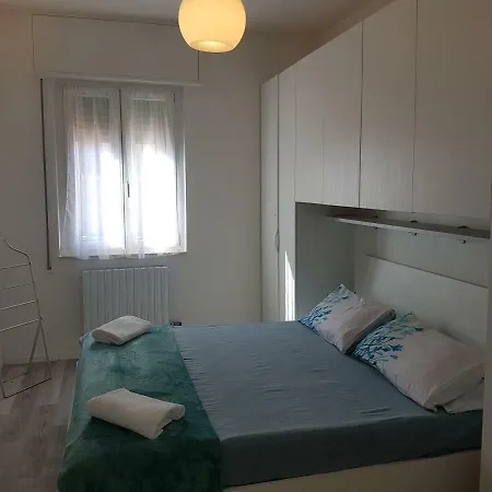Apartment Piccolo Attico Sul Borgo Finale Ligure